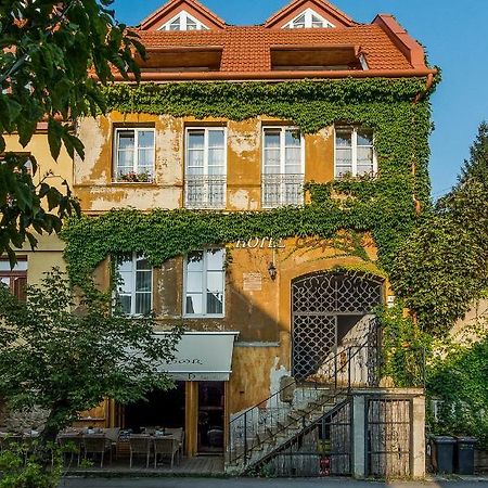 פרשוב Boutique Hotel Carpe Diem מראה חיצוני תמונה