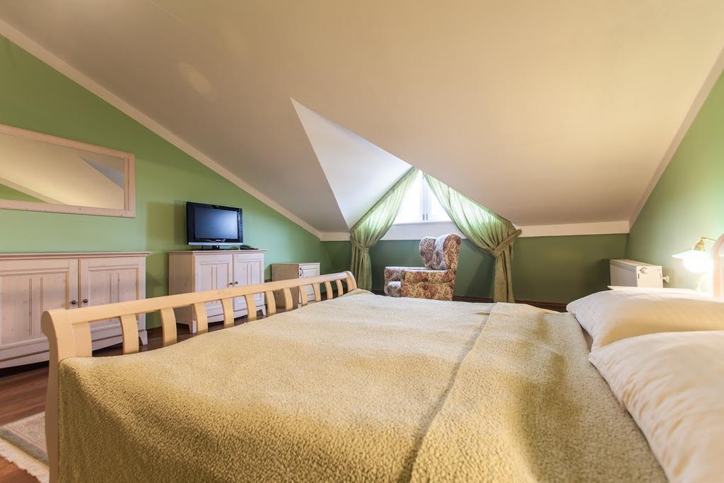 פרשוב Boutique Hotel Carpe Diem מראה חיצוני תמונה