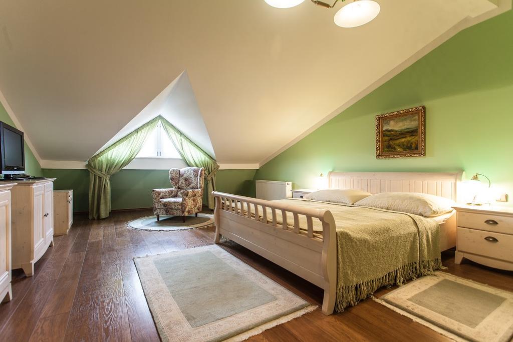 פרשוב Boutique Hotel Carpe Diem מראה חיצוני תמונה