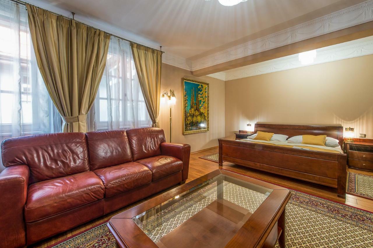 פרשוב Boutique Hotel Carpe Diem מראה חיצוני תמונה