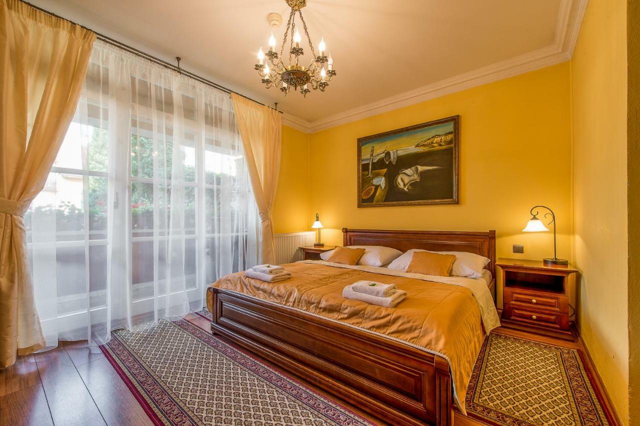פרשוב Boutique Hotel Carpe Diem מראה חיצוני תמונה