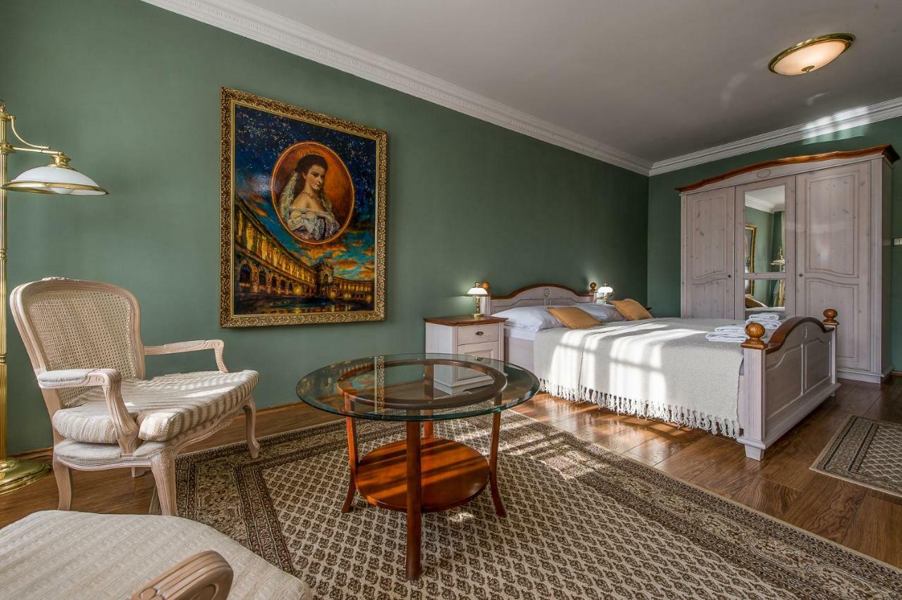 פרשוב Boutique Hotel Carpe Diem מראה חיצוני תמונה